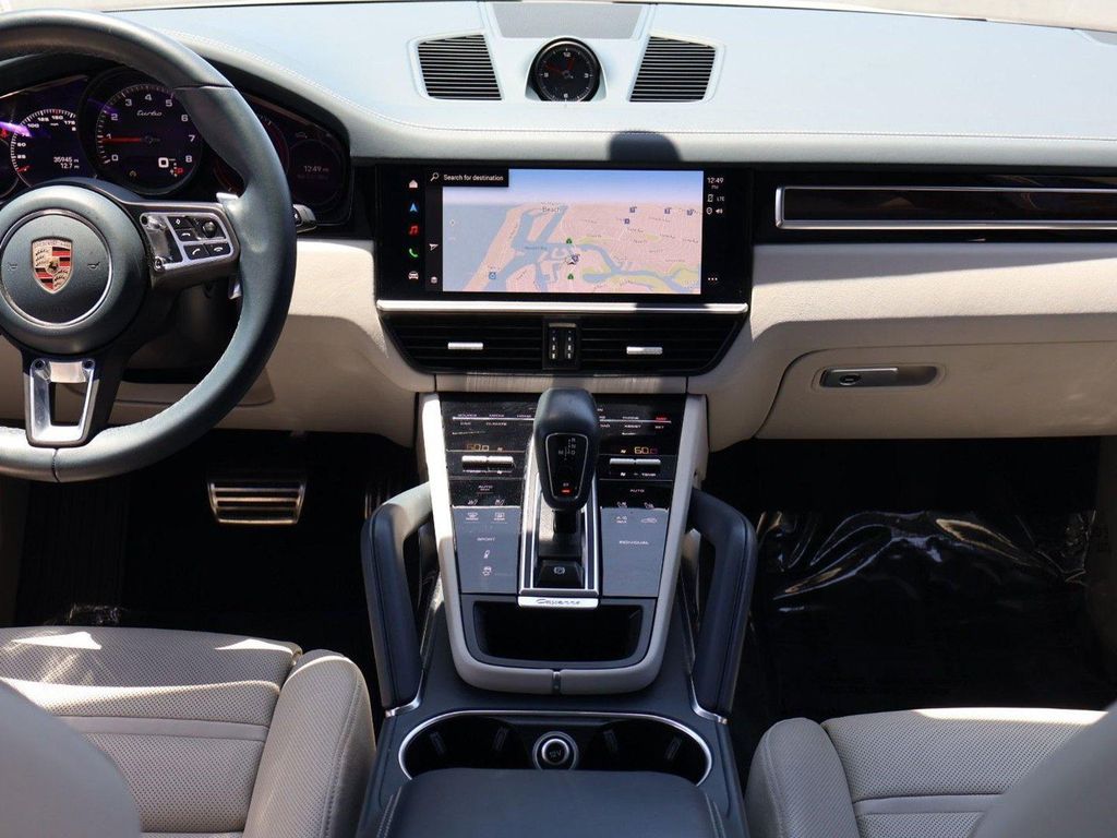 2023 Porsche CAYENNE TURBO — миниатюра 20