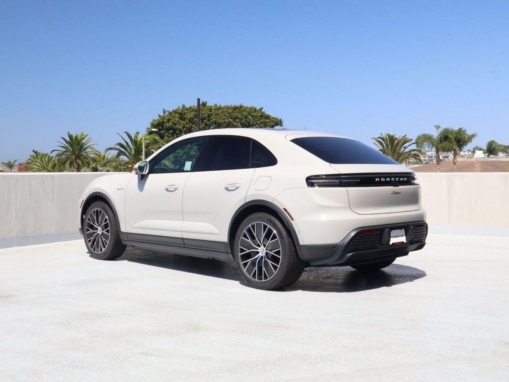 2026 Porsche MACAN MACAN ELECTRIC — фото 3