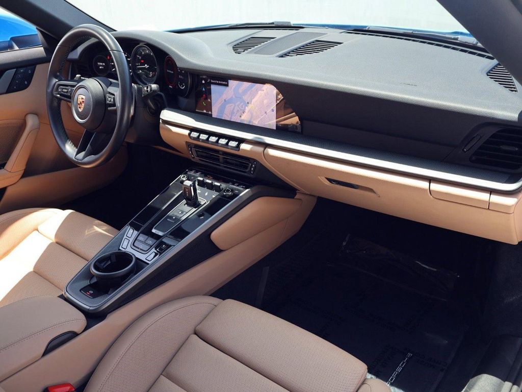 صورة مصغرة 25 لـ 2023 Porsche 911 CARRERA