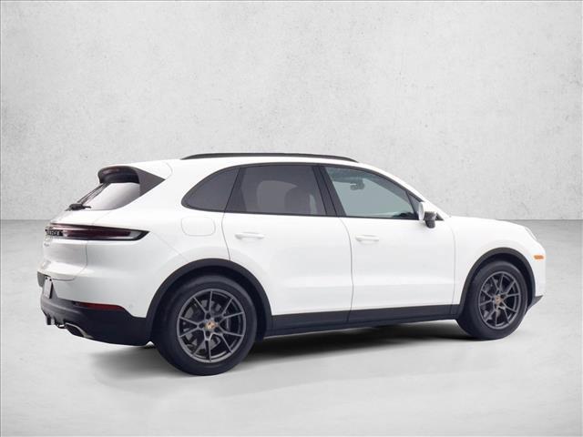 PORSCHE CAYENNE - 8