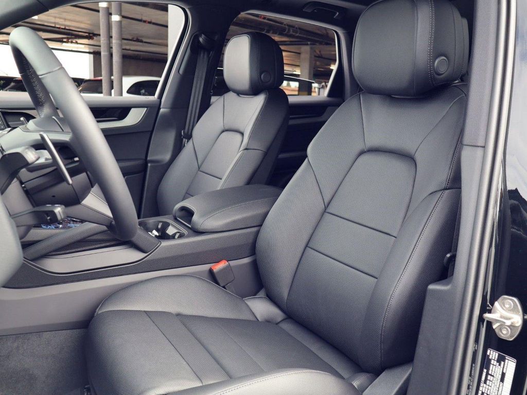 PORSCHE CAYENNE - 5