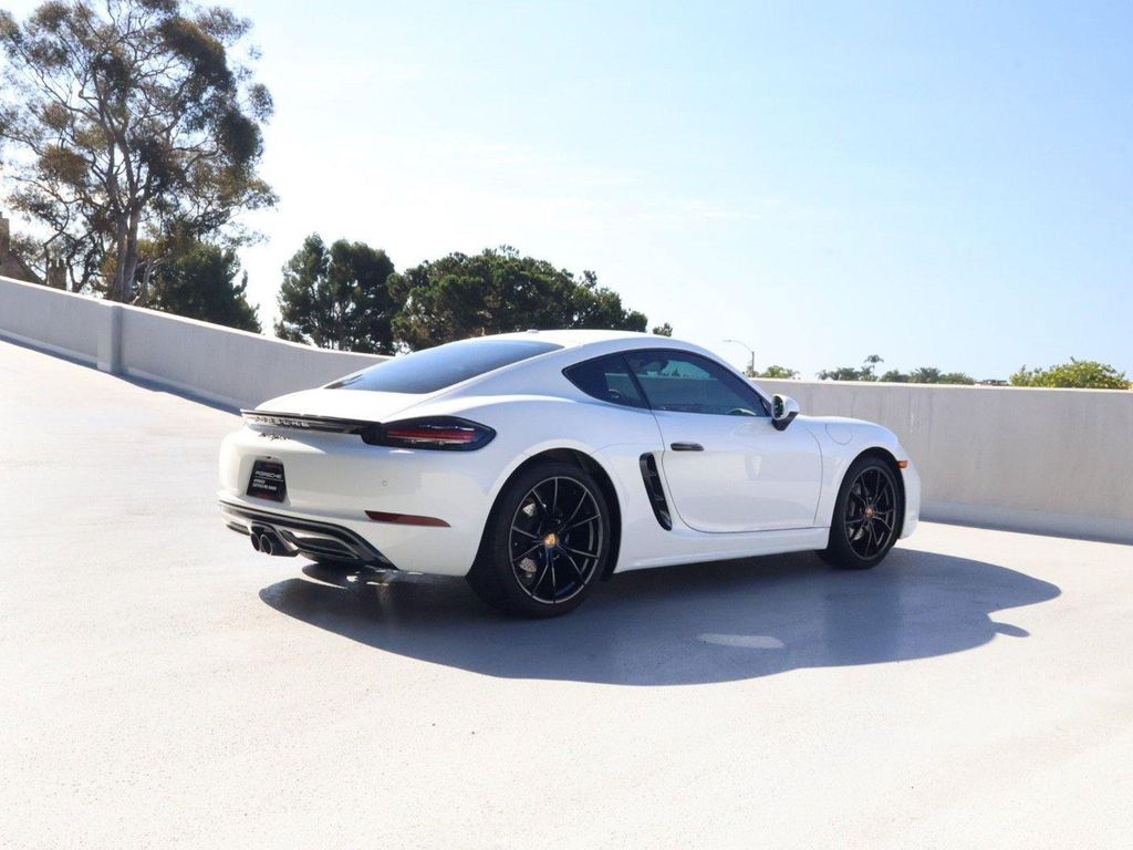 2024 Porsche 718 CAYMAN STYLE EDITION — фото 8