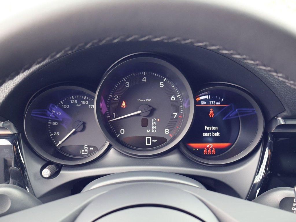 صورة مصغرة 16 لـ 2026 Porsche MACAN