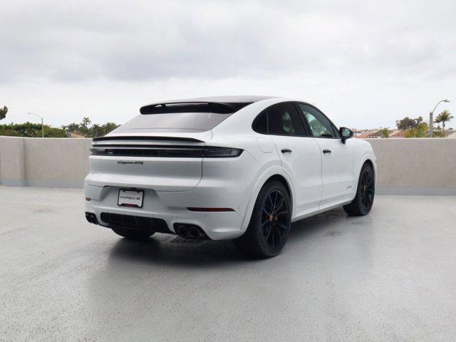 PORSCHE CAYENNE GTS - 8