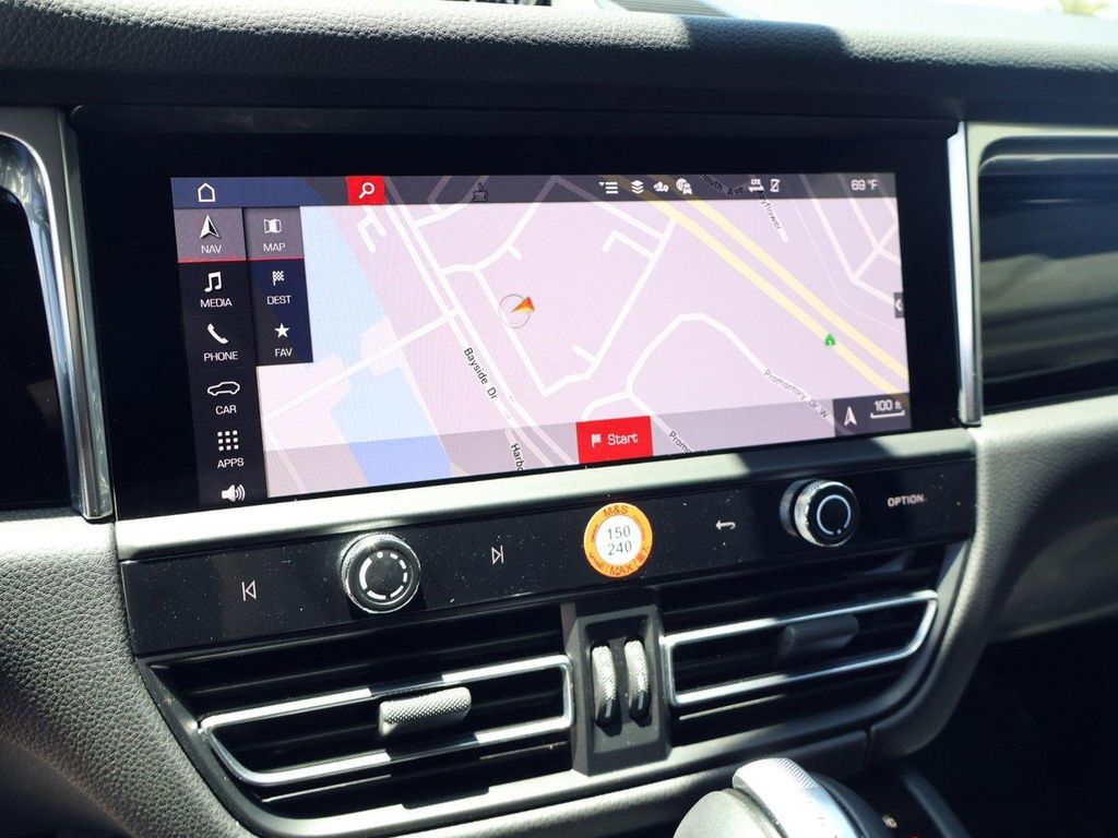 صورة مصغرة 18 لـ 2025 Porsche MACAN