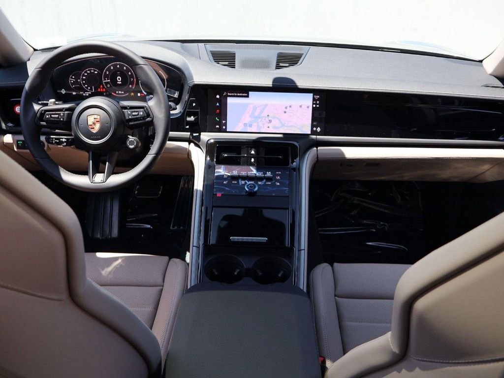 2026 Porsche PANAMERA RWD thumbnail 21