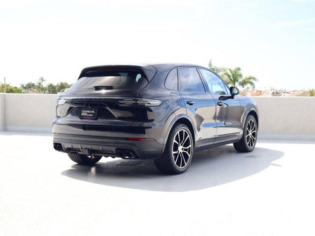 PORSCHE CAYENNE - 9