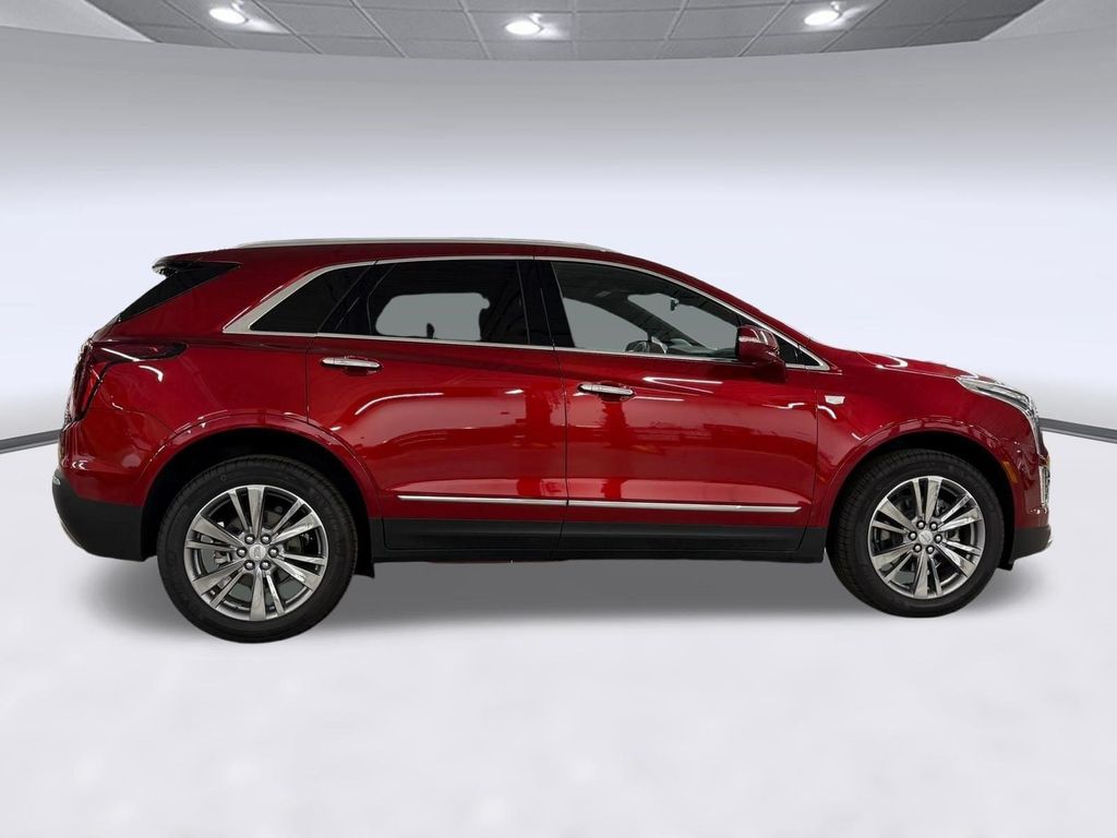 صورة 8 لـ 2025 Cadillac XT5 PREMIUM LUXURY