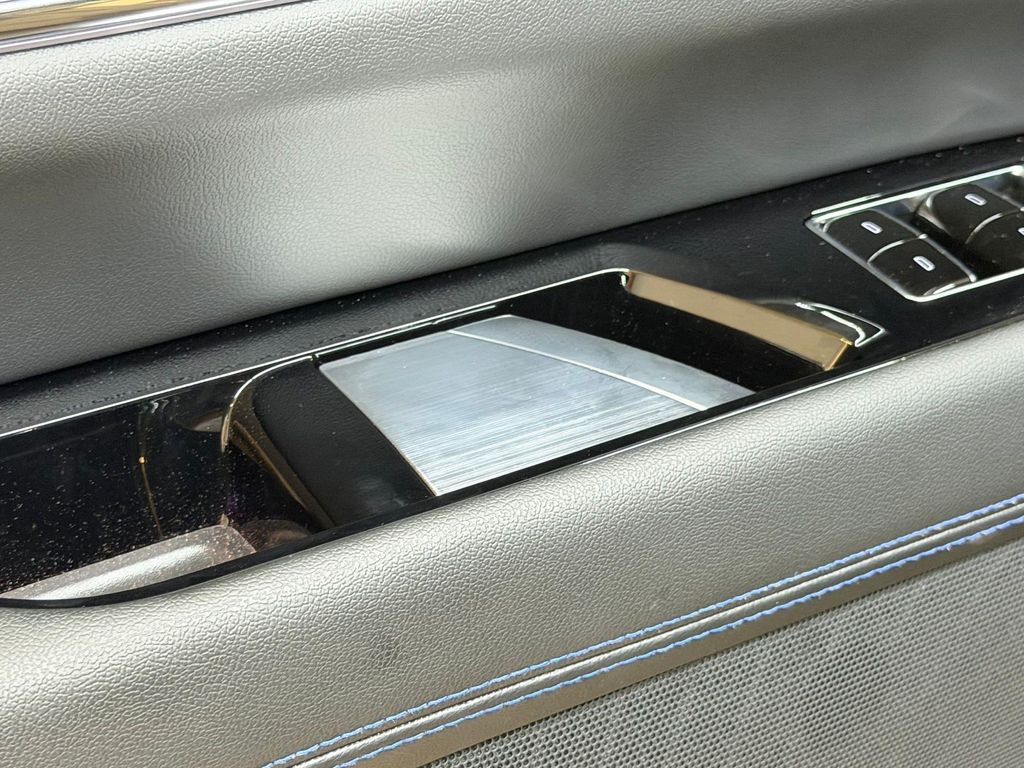 صورة مصغرة 22 لـ 2026 Cadillac ESCALADE IQ SPORT