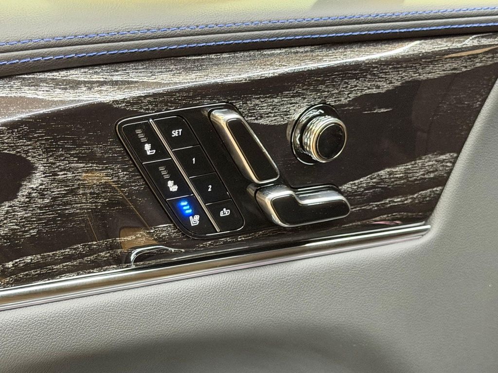 صورة مصغرة 24 لـ 2026 Cadillac ESCALADE IQ SPORT