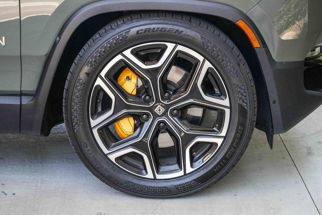 صورة مصغرة 11 لـ 2024 Rivian R1S LAUNCH EDITION QUAD MOTOR LARGE PACK