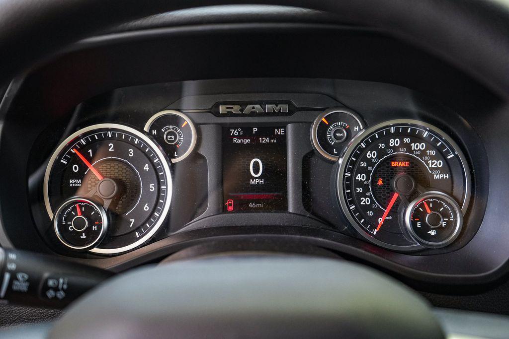 صورة مصغرة 23 لـ 2026 RAM 1500 EXPRESS