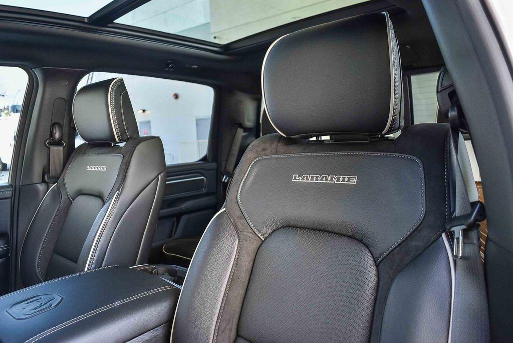 2026 RAM 1500 LARAMIE thumbnail 26