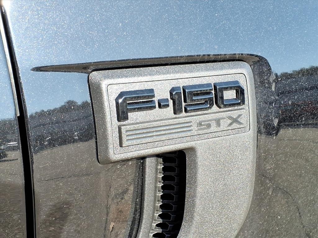 FORD F-150 STX - 10