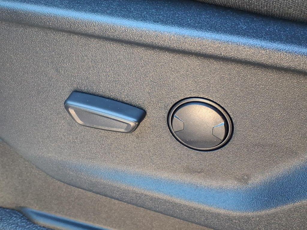 2027 FORD F-250 XLT 缩略图 21
