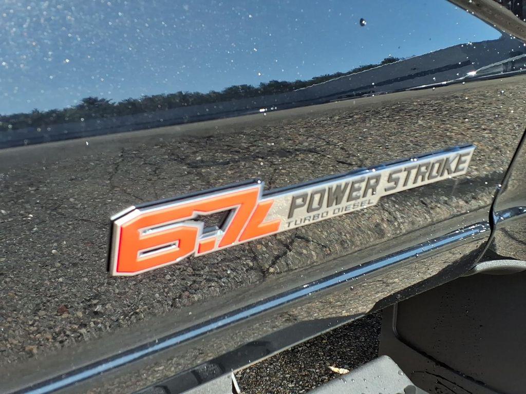 2027 FORD F-250 XLT 照片 14
