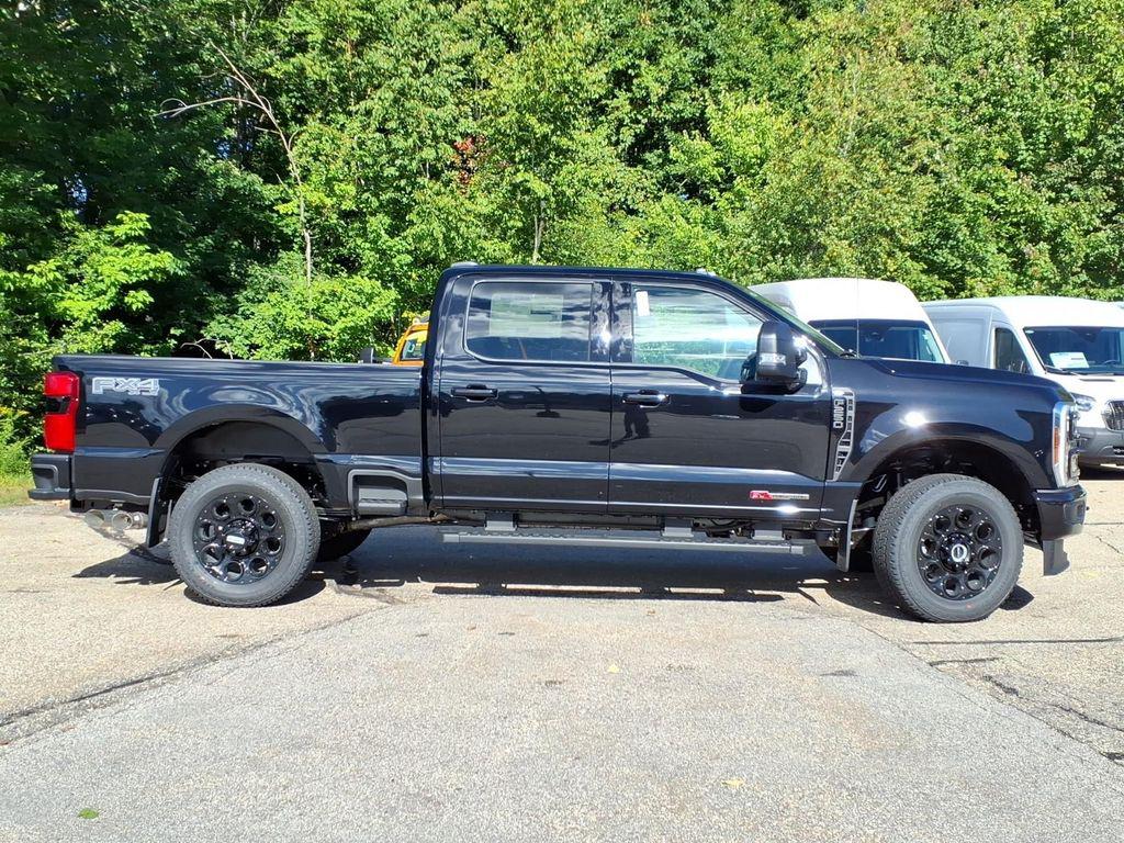 2027 FORD F-250 XLT 照片 4