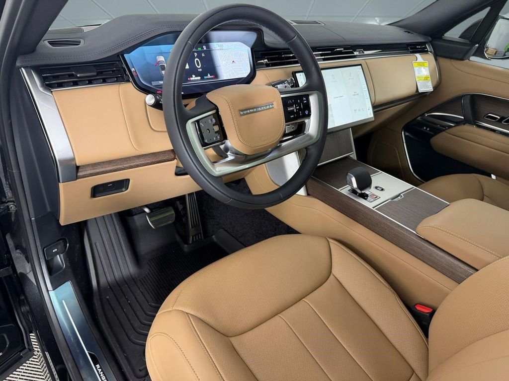 صورة 4 لـ 2026 LAND Rover RANGE ROVER P530 SE 7 SEAT