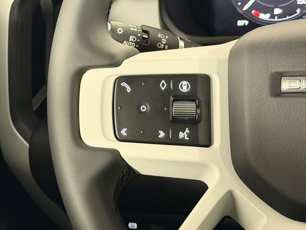 2026 LAND Rover DEFENDER P300 S 照片 13
