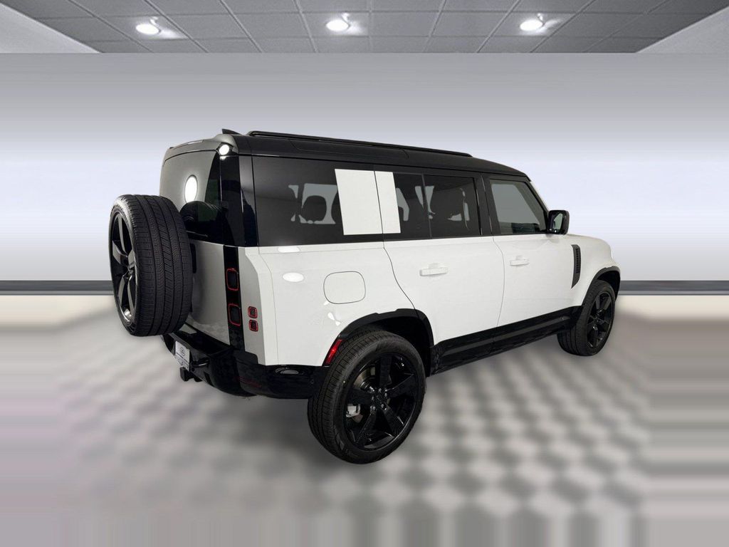 2026 LAND Rover DEFENDER P400 X-DYNAMIC SE photo 9