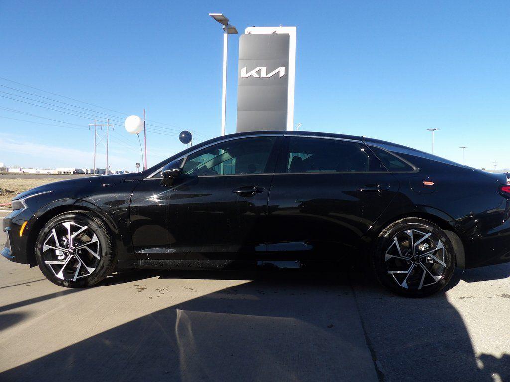New 2026 Kia K5 EX