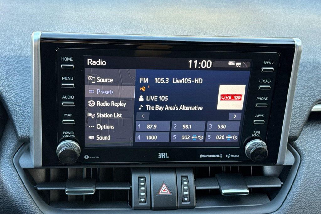 2021 Toyota RAV4 HYBRID SE — миниатюра 22