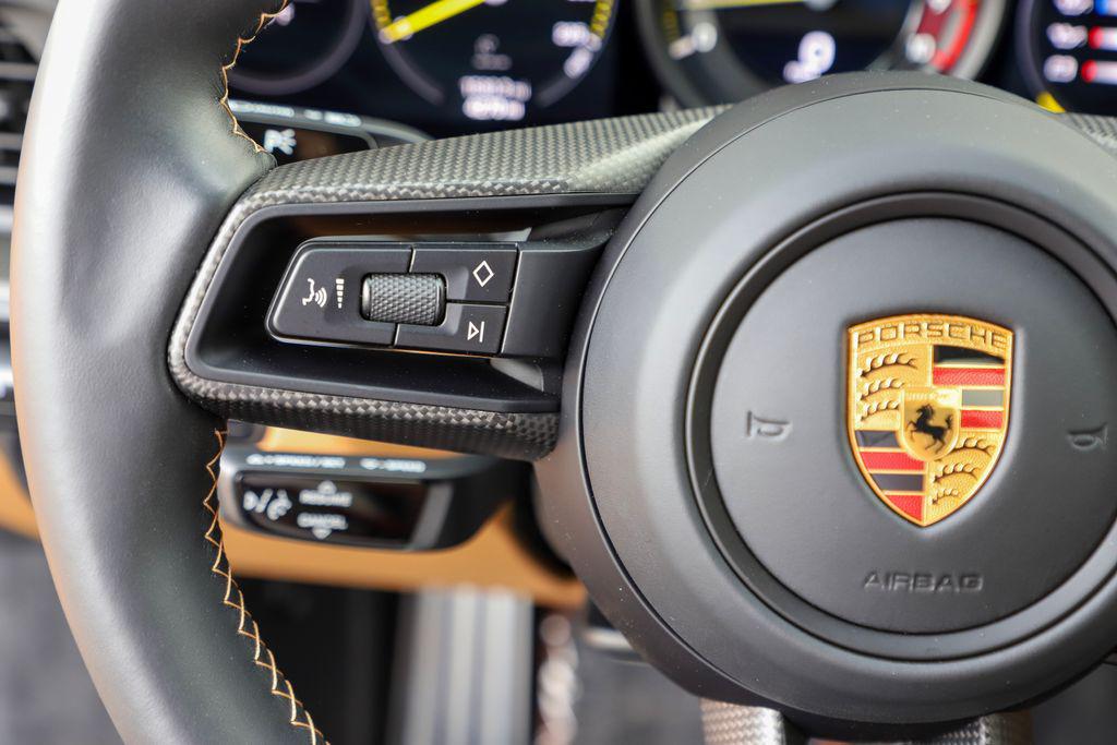 صورة مصغرة 31 لـ 2022 Porsche 911 GT3