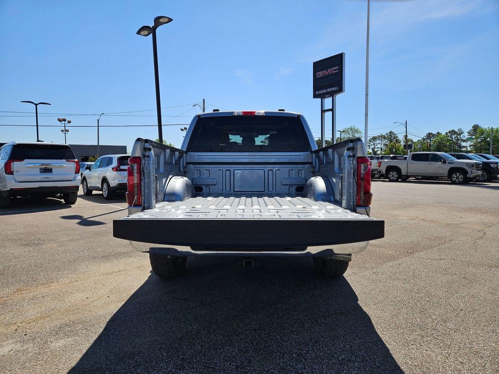 FORD F-150 XLT - 4