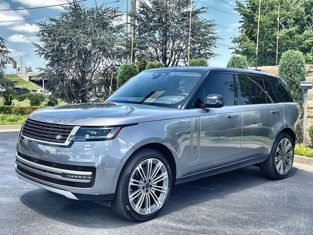 New 2026 Land Rover Range Rover P400 SE 7 Seat