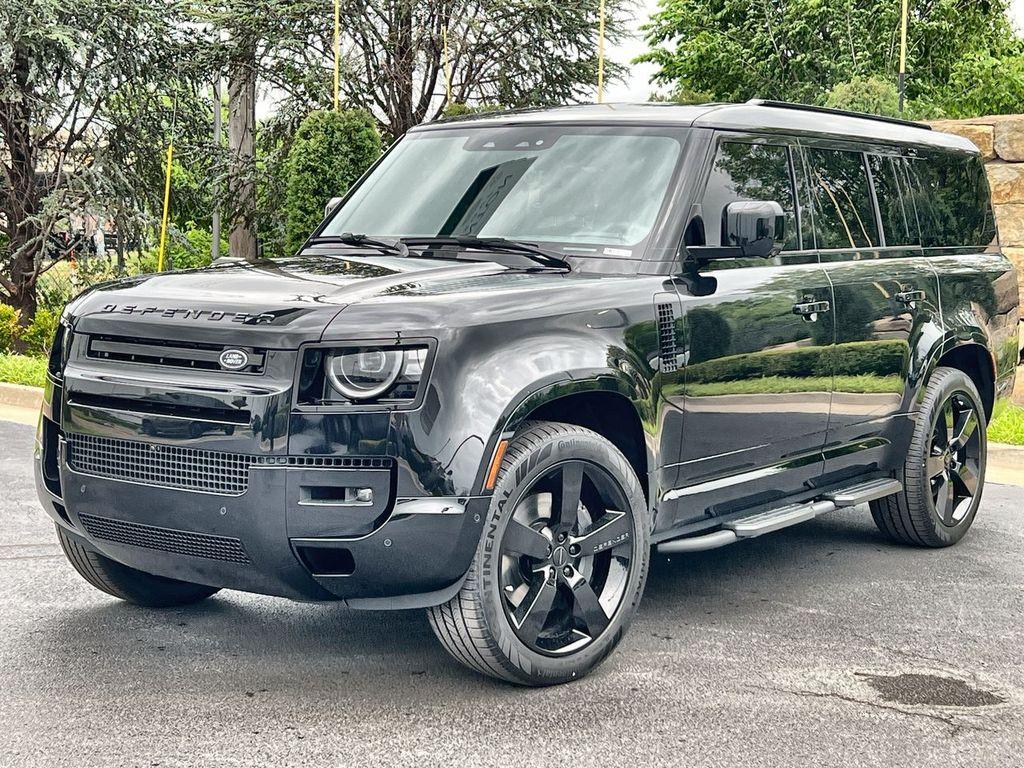 New 2026 Land Rover Defender P400 X-Dynamic SE