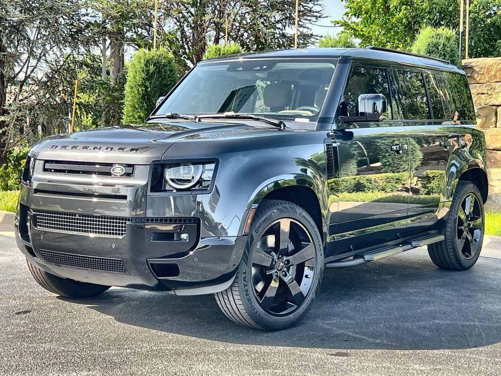 New 2026 Land Rover Defender P400 X-Dynamic SE