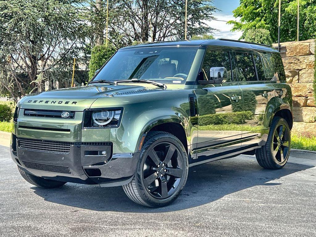 New 2026 Land Rover Defender P400 X-Dynamic SE