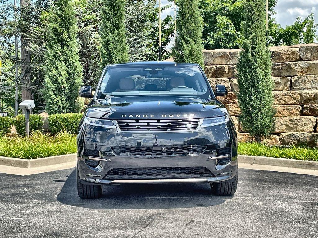 صورة 8 لـ 2024 LAND Rover RANGE ROVER SPORT DYNAMIC SE