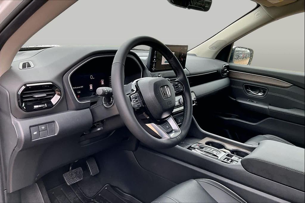صورة 8 لـ 2026 Honda PILOT ELITE