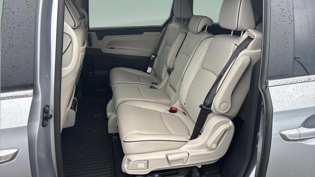 صورة 11 لـ 2025 Honda ODYSSEY TOURING