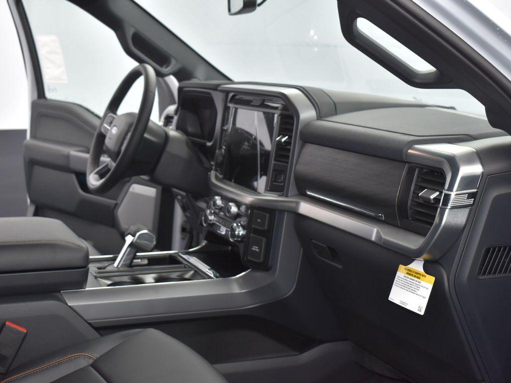 2025 FORD F-150 LARIAT thumbnail 16