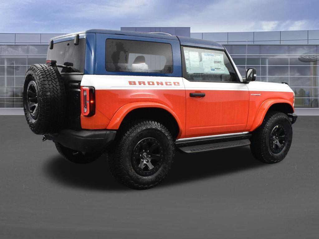 FORD BRONCO - 4