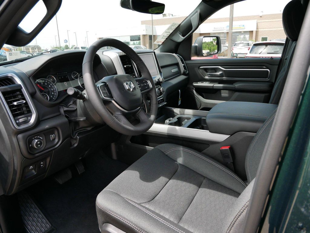 صورة 7 لـ 2026 RAM 1500 BIG HORN/LONE STAR