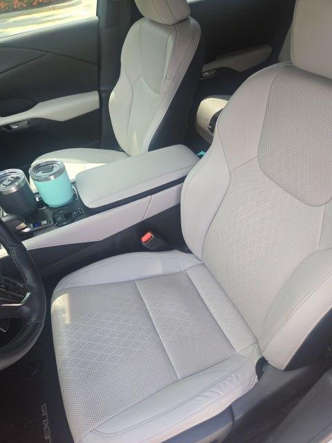 صورة 4 لـ 2023 Lexus RX 350 PREMIUM PLUS
