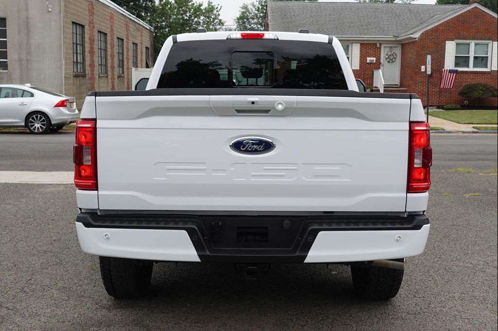 2023 FORD F-150 XLT — фото 8