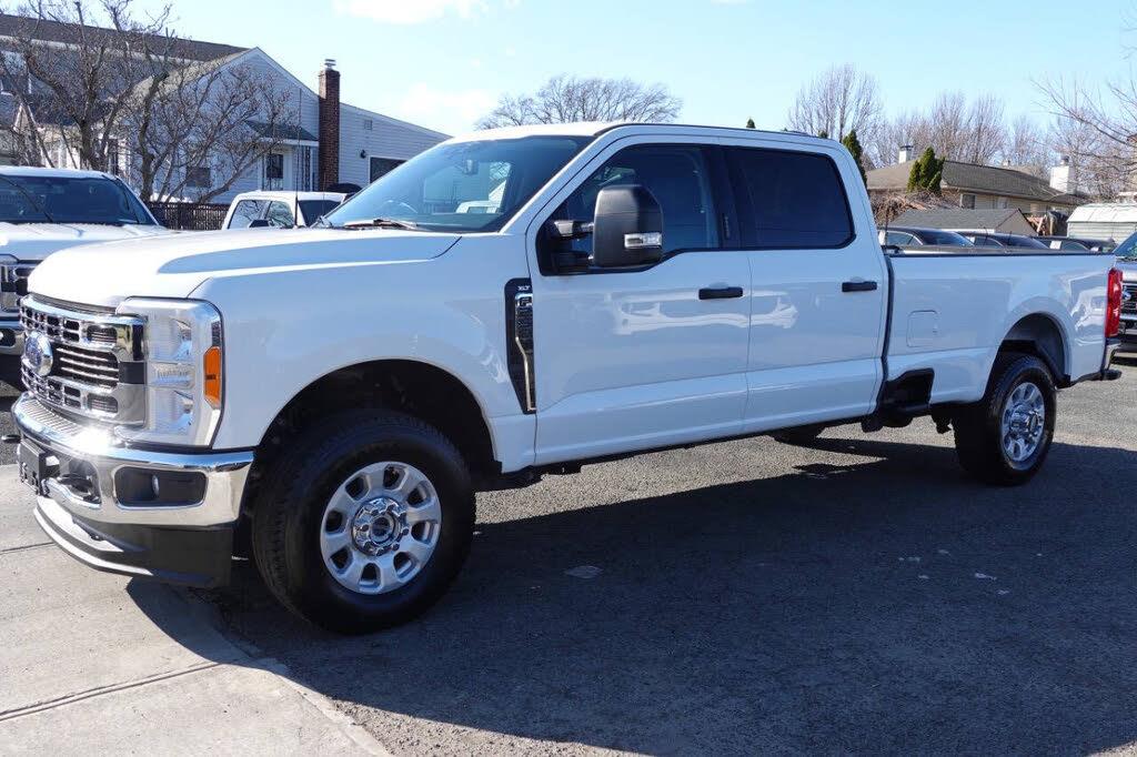 صورة 2 لـ 2023 FORD F-250 XLT