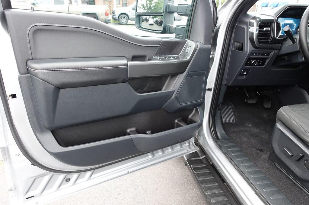 صورة مصغرة 16 لـ 2023 FORD F-150 XLT
