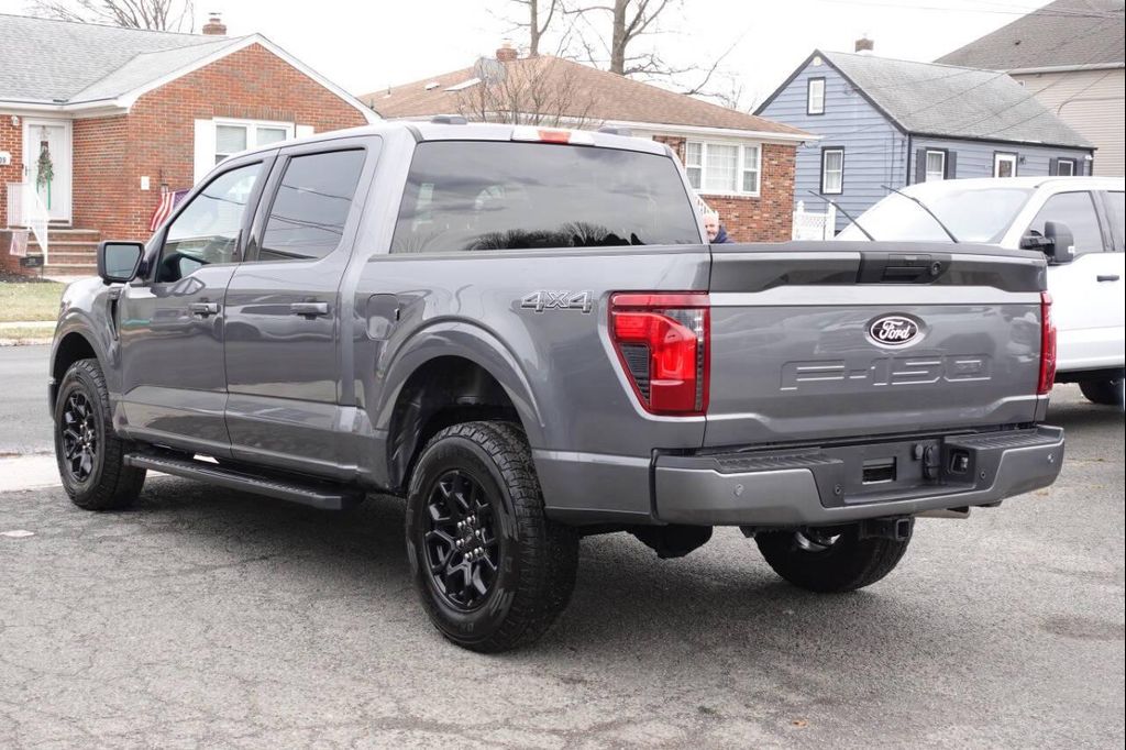 FORD F-150 XLT - 2
