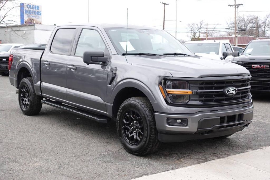 FORD F-150 XLT - 4