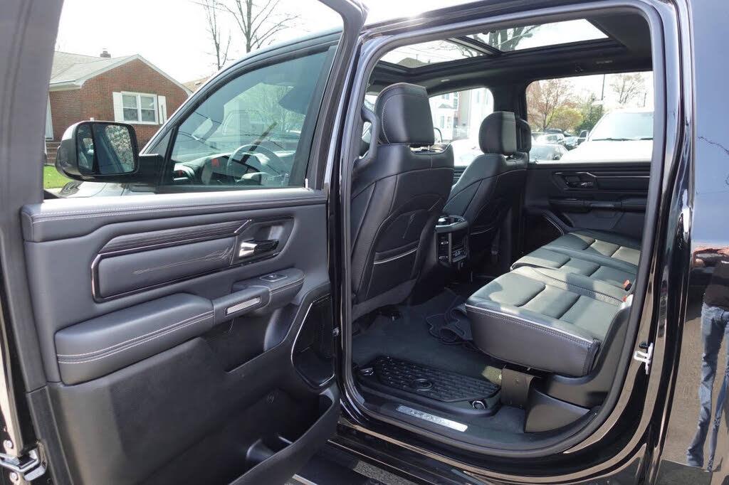 2023 RAM 1500 LIMITED — миниатюра 20