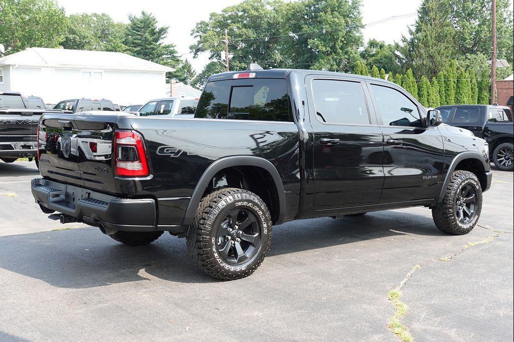 2023 RAM 1500 REBEL 照片 3