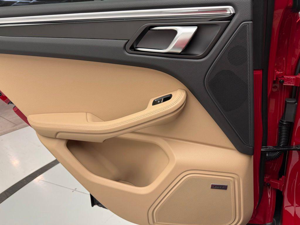 صورة مصغرة 26 لـ 2026 Porsche MACAN