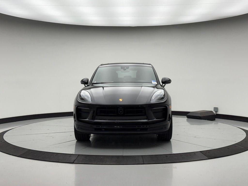 صورة 10 لـ 2026 Porsche MACAN