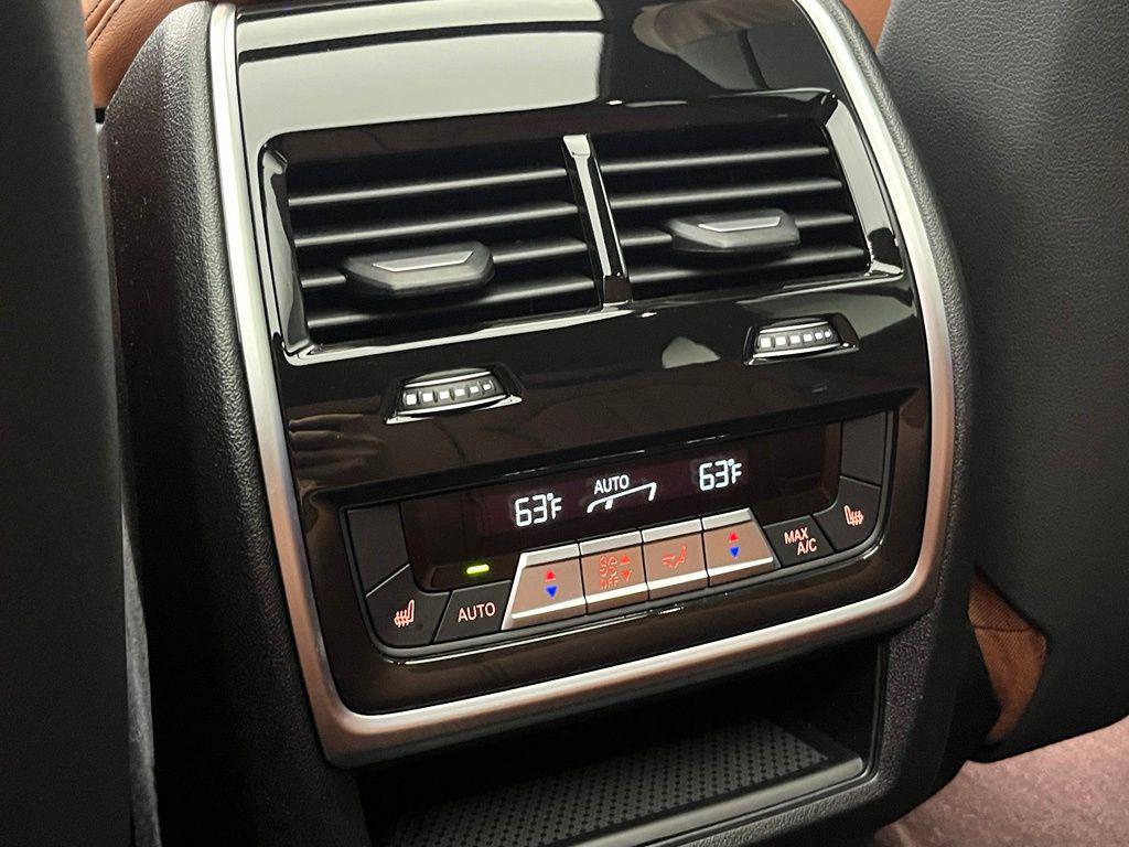 2025 BMW X5 M60I 缩略图 42