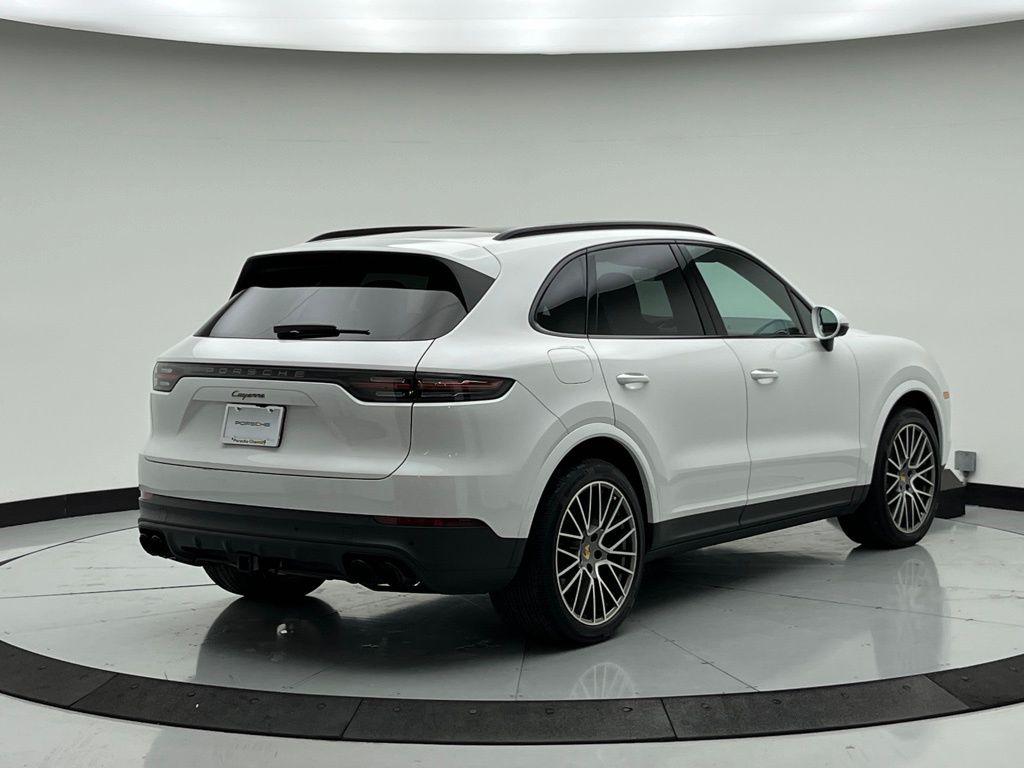 PORSCHE CAYENNE - 9